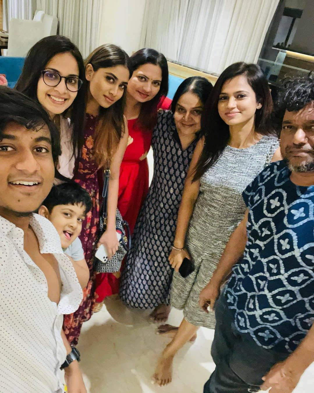 Bigg Boss Tamil 4 Celebrities latest images