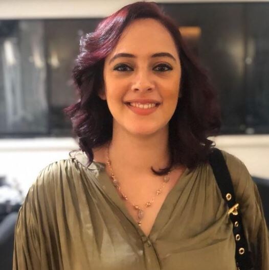 கடந்த சில நாட்களாக ஹேசல் கீச் கர்ப்பமாக இருப்பதாக தகவல்கள் வெளியாகி பரபரப்பை ஏற்படுத்தியது. இந்நிலையில் அவர் தனது மொபைல் மற்றும் சமூகவலைதளங்களில் இருந்து விலகி உள்ளார். கடந்த சில நாட்களாக ஹேசல் கீச் கர்ப்பமாக இருப்பதாக தகவல்கள் வெளியாகி பரபரப்பை ஏற்படுத்தியது. இந்நிலையில் அவர் தனது மொபைல் மற்றும் சமூகவலைதளங்களில் இருந்து விலகி உள்ளார்.