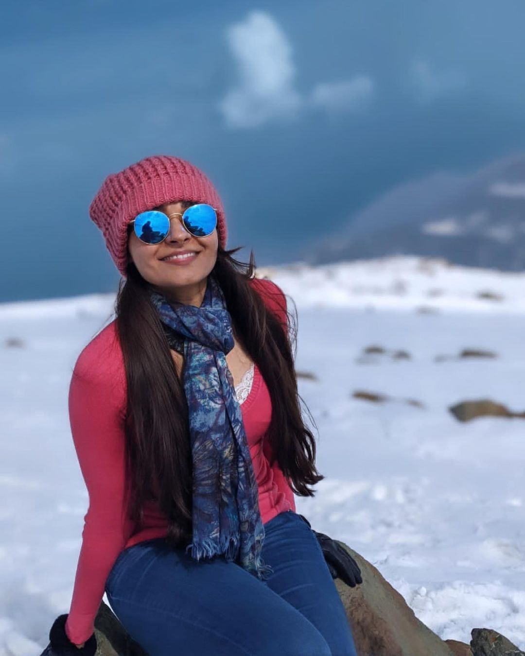 நடிகை ஆண்ட்ரியா பல வெற்றி பாடல்களை பாடி தனது குரலால் அனைவரையும் கட்டிப்போட்டவர் என்று கூறலாம். நடிகை ஆண்ட்ரியா பல வெற்றி பாடல்களை பாடி தனது குரலால் அனைவரையும் கட்டிப்போட்டவர் என்று கூறலாம்.