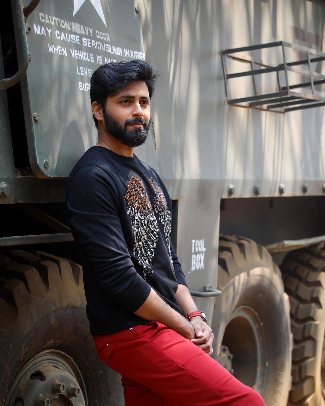 தற்போது குக் வித் கோமாளி நிகழ்ச்சியில் கனி, அஸ்வின், பாபா பாஸ்கர், ஷகீலா, பவித்ரா லட்சுமி ஆகியோர் இறுதி போட்டிக்கு தேர்வாகியுள்ளனர். தற்போது குக் வித் கோமாளி நிகழ்ச்சியில் கனி, அஸ்வின், பாபா பாஸ்கர், ஷகீலா, பவித்ரா லட்சுமி ஆகியோர் இறுதி போட்டிக்கு தேர்வாகியுள்ளனர்.