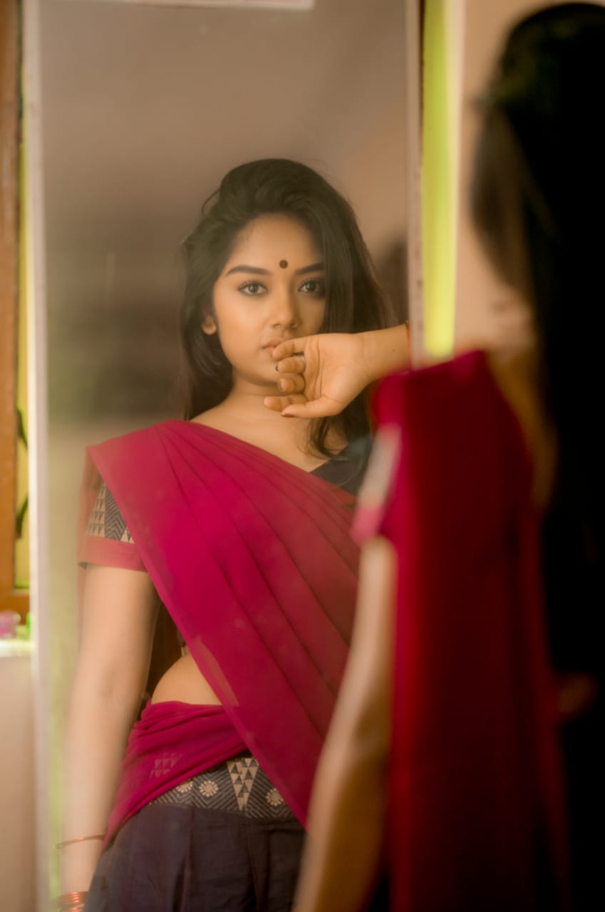 அந்த நிகழ்ச்சிக்கு பிறகு கலர்ஸ் தமிழ் சேனலில் ஒளிபரப்பான திருமணம் சீரியல் மூலம் பிரபலமடைந்தார். அந்த நிகழ்ச்சிக்கு பிறகு கலர்ஸ் தமிழ் சேனலில் ஒளிபரப்பான திருமணம் சீரியல் மூலம் பிரபலமடைந்தார்.