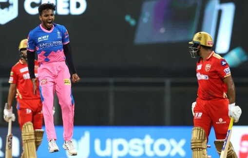 தம்பியின் மரணம் கூட தெரியாது..  ஐபிஎல் கிரிக்கெட்டில் தடம்பதித்த சேத்தன் சக்காரியா