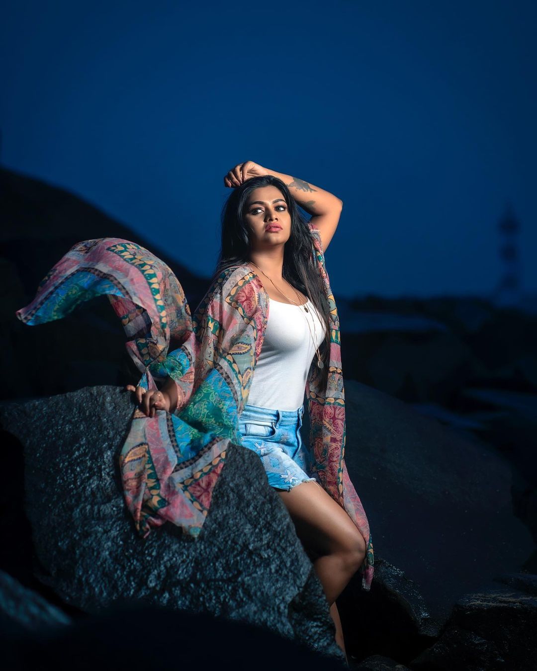  நடிகை ஷாலு ஷம்முவின் புகைப்படங்கள் இதோ..