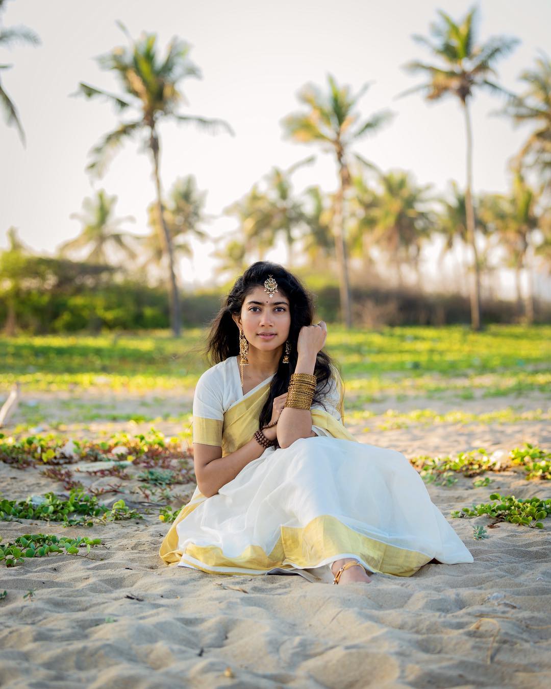  நடிகை சாய் பல்லவி ( Photo: Instagram.com/ saipallavi.senthamarai)