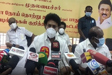 சர்ச்சைக்குரிய பள்ளியை மாநில அரசின் கட்டுப்பாட்டில் கொண்டுவர ஆலோசனை: அமைச்சர் அன்பில் மகேஷ் சர்ச்சைக்குரிய பள்ளியை மாநில அரசின் கட்டுப்பாட்டில் கொண்டுவர ஆலோசனை: அமைச்சர் அன்பில் மகேஷ்