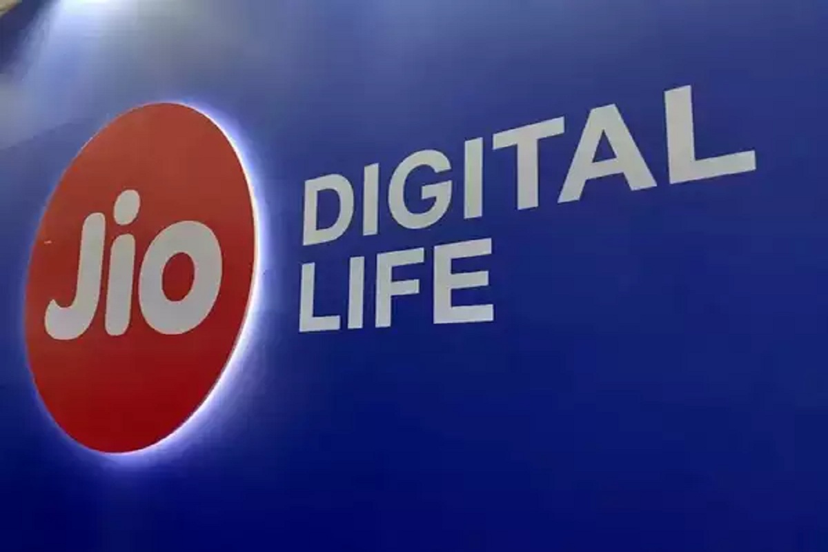 JIO : கொரோனா காலத்தில் ரீசார்ஜ் பண்ணாமலே இலவசமாக பேசலாம். JIO : கொரோனா காலத்தில் ரீசார்ஜ் பண்ணாமலே இலவசமாக பேசலாம்.