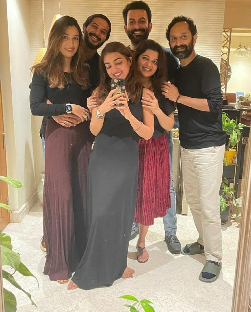 Actors Dulquer Salmaan, Fahadh Faasil, Prithviraj Sukumaran's Family Picture goes viral