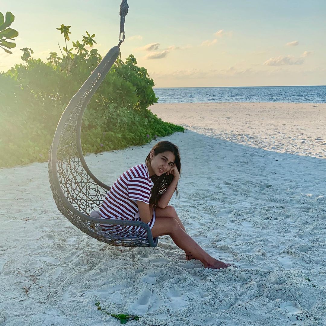  சாரா அலி கான் ( Image :Instagram @saraalikhan95 )