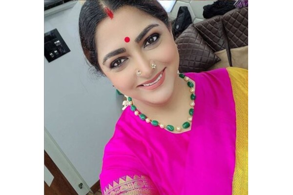 Khushbu Sundar re-entry in Zee Tamil Gokulathil Seethai, Khushbu Sundar Twitter, khushbu sundar, khushbu sundar twitter id, khushbu sundar serial, khushbu sundar bjp, khushbu sundar new serial, khushbu sundar upcoming serial, khushbu sundar zee tamil, khushbu sundar zee tamil serial, khushbu sundar gokulathil seethai, khushbu sundar gokulathil seethai serial, குஷ்பு சுந்தர், குஷ்பு சுந்தர் ட்விட்டர், குஷ்பூ சுந்தர் சீரியல், குஷ்பு பாஜக, குஷ்பு சீரியல், குஷ்பு புதிய சீரியல், குஷ்பு ஜீ தமிழ் சீரியல், குஷ்பு சன் டிவி