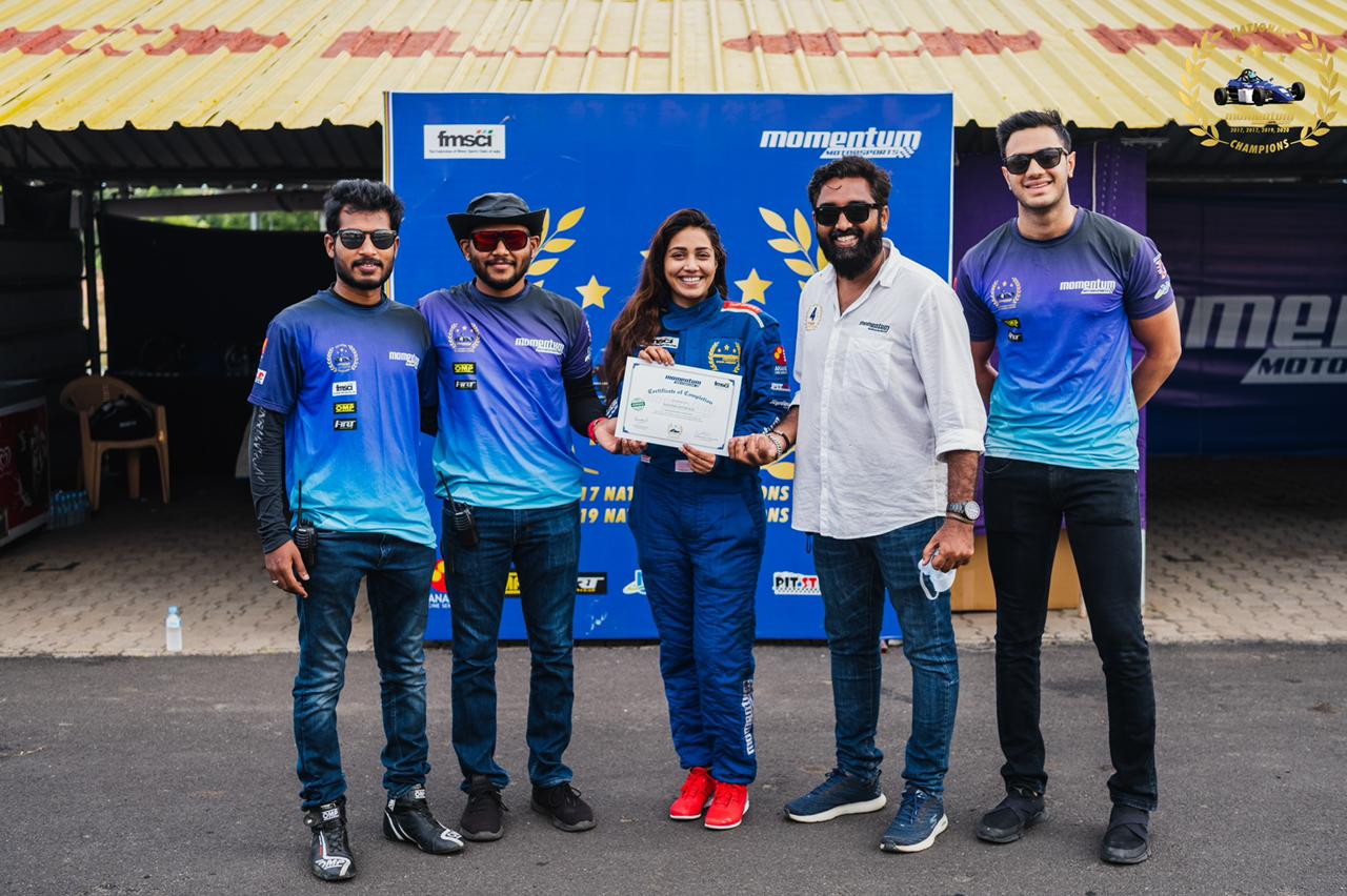 Actress Nivetha Pethuraj, nivetha pethuraj completes Formula Race Car Level 1, nivetha pethuraj car race, nivetha pethuraj race car, nivetha pethuraj car race training, நிவேதா பெத்துராஜ், நிவேதா பெத்துராஜ் கார் ரேஸ், நிவேதா பெத்துராஜ் ரேஸ் கார், நிவேதா பெத்துராஜ் ரேஸ் கார் பயிற்சி, நிவேதா பெத்துராஜ் ரேஸ் கார் பயிற்சி