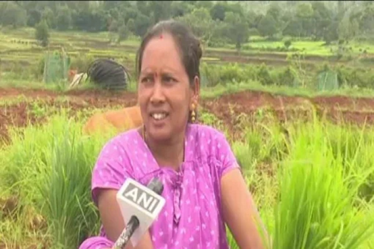 இயற்கை விவசாயத்தில் சாதிக்கும் அரசுப்பள்ளி ஆசிரியை!