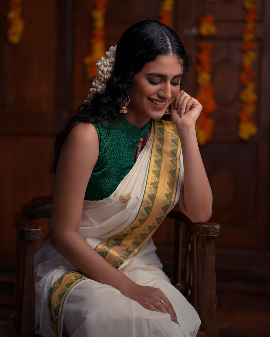  நடிகை ப்ரியா பிரகாஷ் வாரியர் ( Image :Instagram @priya.p.varrier)