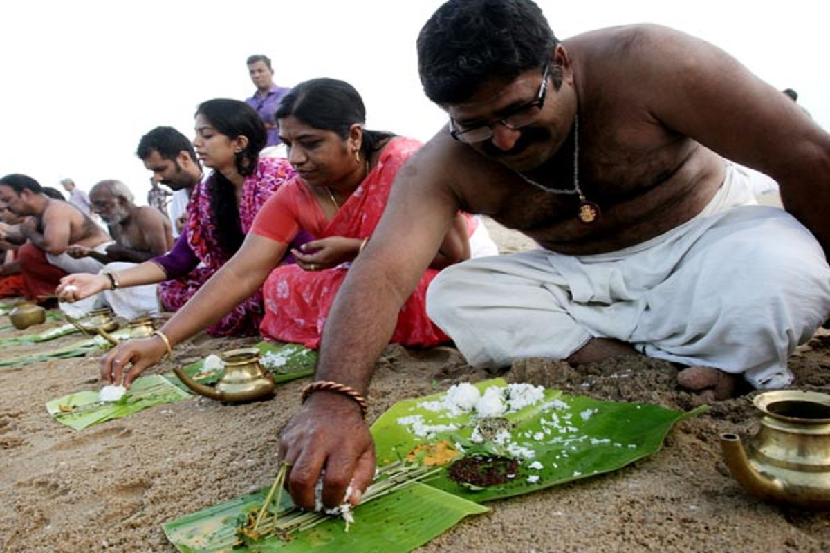 மகாளய அமாவாசைக்கு பித்ரு தர்பணம் கொடுக்க எளிய வழிமுறைகள்...
