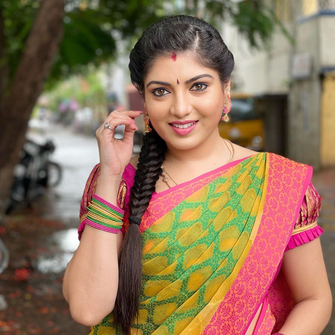  நடிகை பாப்ரி கோஷின் லேட்டஸ்ட் புகைப்படங்கள் இதோ..