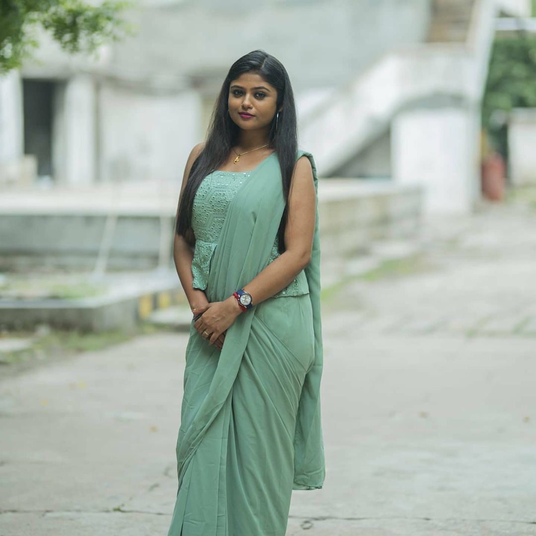 Abhi Tailor actress Jayasri making her silver screen debut with Raai Lakshmi's Cinderella, colors tamil, colors tamil voot, colors tamil movies, colors tamil app, colors tamil instagram, colors tamil trp, colors tamil new serial promo, colors tamil jayasri, abhi tailor jayasri, ராய் லட்சுமியின் சிண்ட்ரெல்லா, கலர்ஸ் தமிழ் ஜெயஸ்ரீ, அபி டெய்லர் ஜெயஸ்ரீ