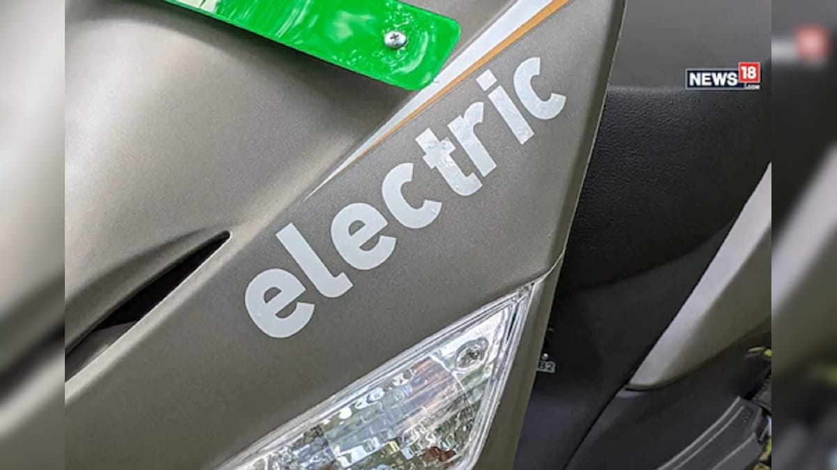 ஒரு முறை சார்ஜ் செய்தால் 160 கி.மீ செல்லலாம்… அசரவைக்கும் மின்சார ஸ்கூட்டர்!