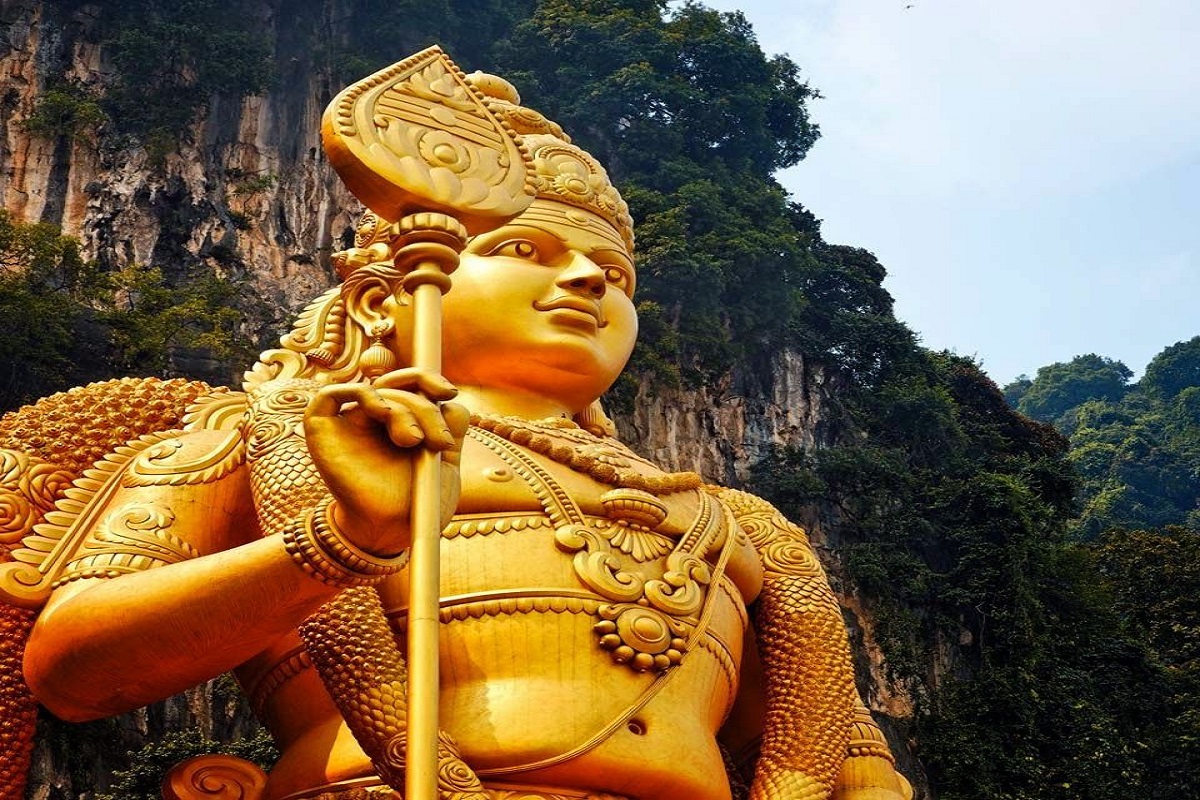  திருமணமாகாத பெண்கள் கன்யா மாதத்தில் (புரட்டாசி - ஐப்பசி) தங்களுக்கு முருகனைப் போல நல்ல கணவன் வாய்க்க வேண்டும் என்று விரதம் இருப்பர். அதாவது தசரா பண்டிகை முடிந்த பின்னர் ஐப்பசி மாதத்தில் வரும் குமார பௌர்ணமி தினத்தில் இவ்விரதத்தை மேற்கொள்வர்.