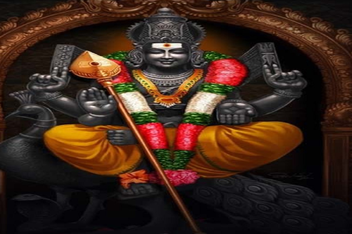  இவர்கள் முந்தைய (புரட்டாசி) மாதத்தில் வரும் பவுர்ணமியன்று விரதத்தை தொடங்கி குமார பௌர்ணமியன்று விரதத்தை நிறைவு செய்வர். குறிப்பாக திருமணமாகாத இளம்பெண்கள் பௌர்ணமி நிலவையே கார்த்திகேயனாக நினைத்து வழிபடுவர் என்பது குறிப்பிடத்தக்கது.