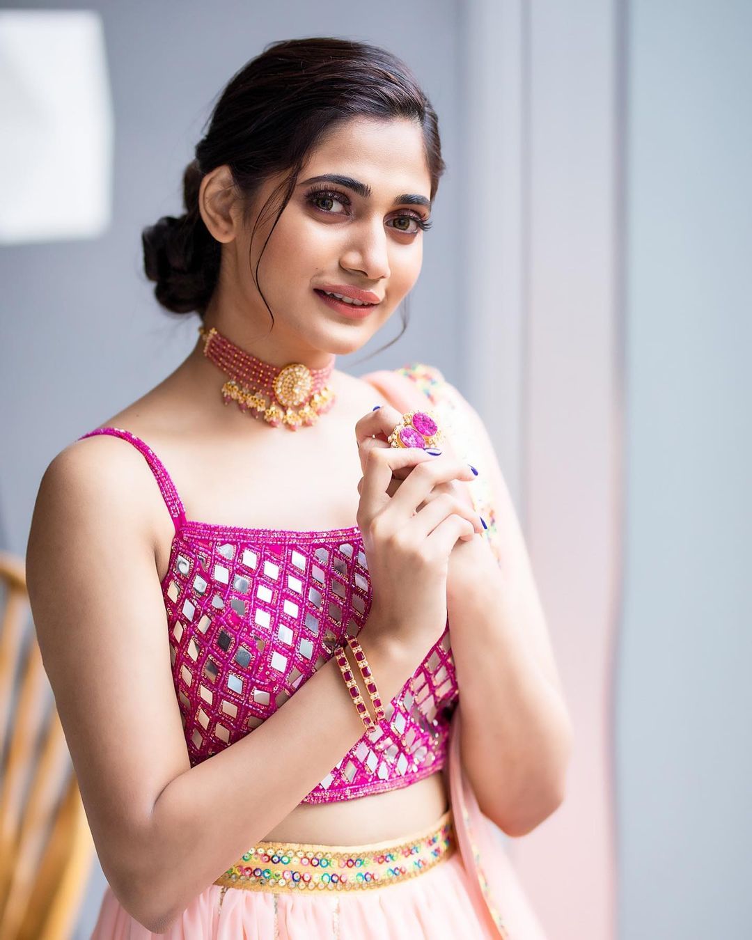  பின்பு திரைப்பட வாய்ப்புகள் லாஸ்லியாவிற்கு வர தொடங்கியது. சமீபத்தில் வெளியான ஃப்ரெண்ட்ஷிப் திரைப்படத்தில் சதீஷ் மற்றும் ஹர்பஜனுடன் இணைந்து நடித்திருந்தார்.