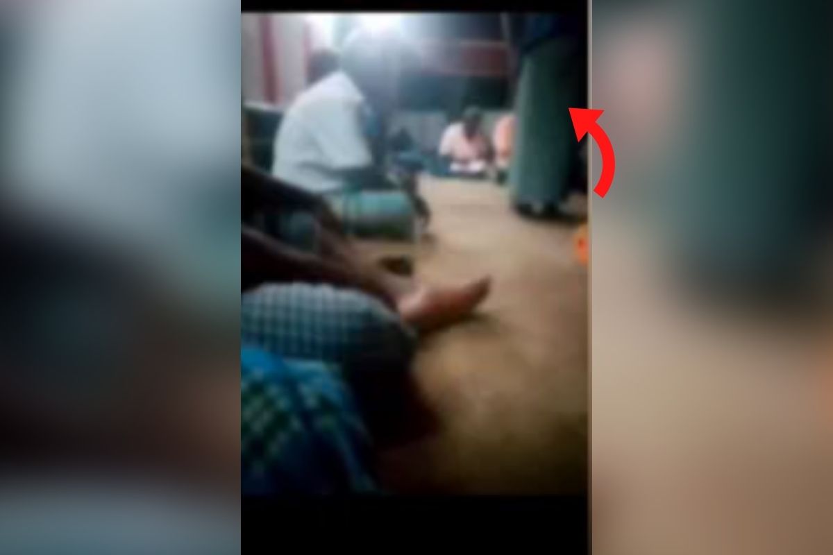 காலில் விழும் நபர்