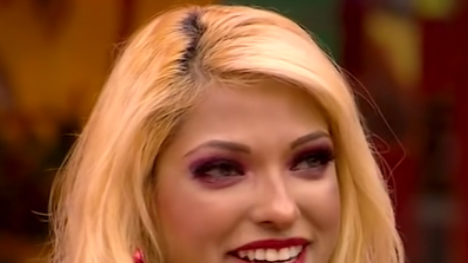 Bigg Boss Tamil 5: எலிமினேஷனில் இருந்து ஐக்கியை காப்பாற்றிய கமல்!