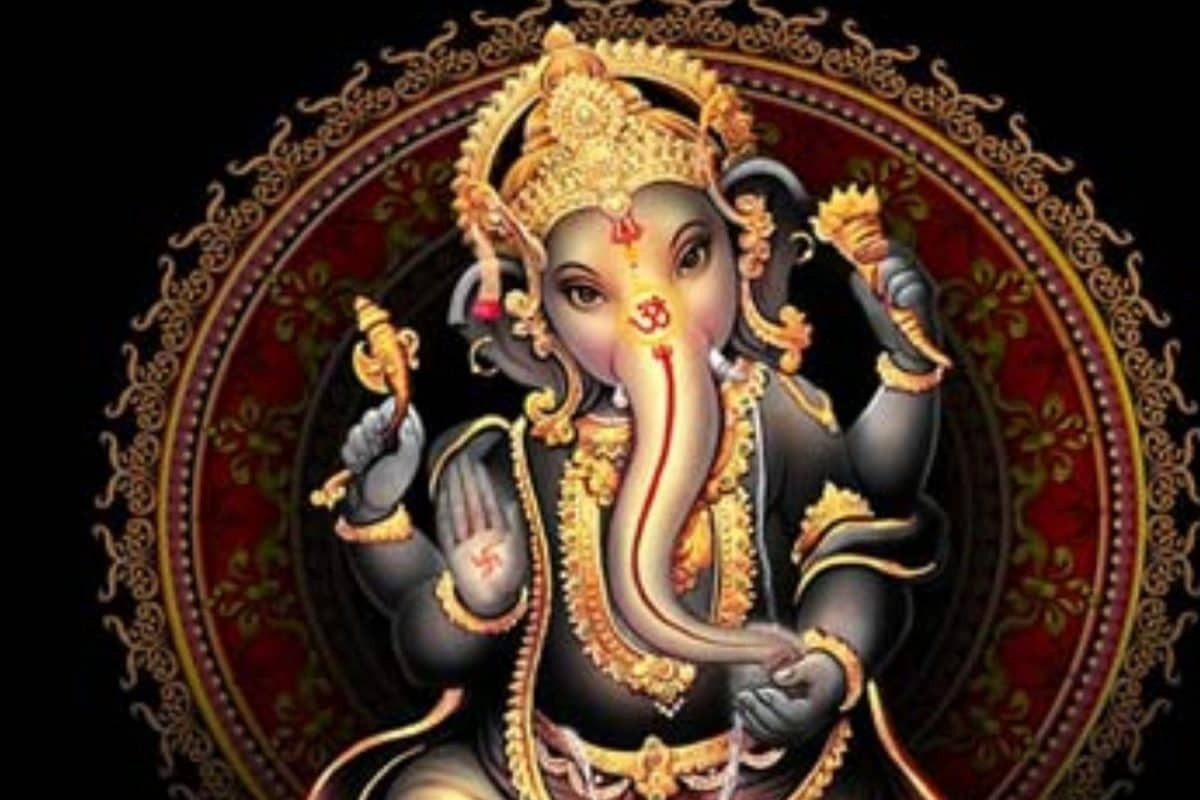 Sankashti Chaturthi 2022: எல்லா தெய்வங்களும் இந்தப் பிள்ளையாருக்குள் அடக்கம...