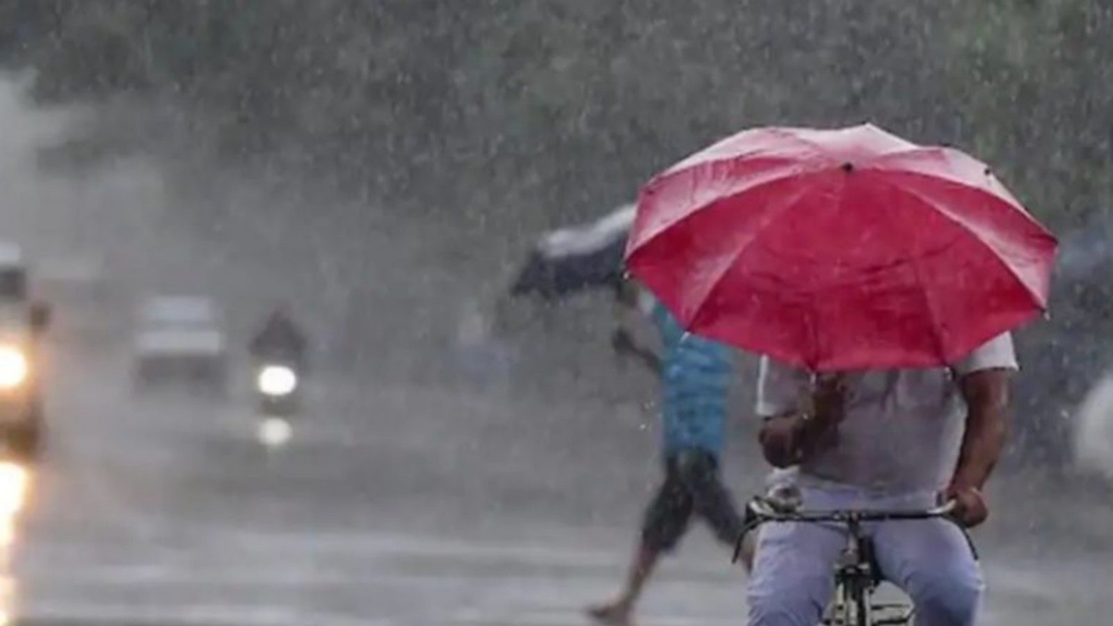 நாளைக்குள் வடகிழக்கு பருவமழை தொடங்க வாய்ப்பு - தமிழகத்தில் மிக கனமழை பெய்யும்: வானிலை மையம் எச்சரிக்கை