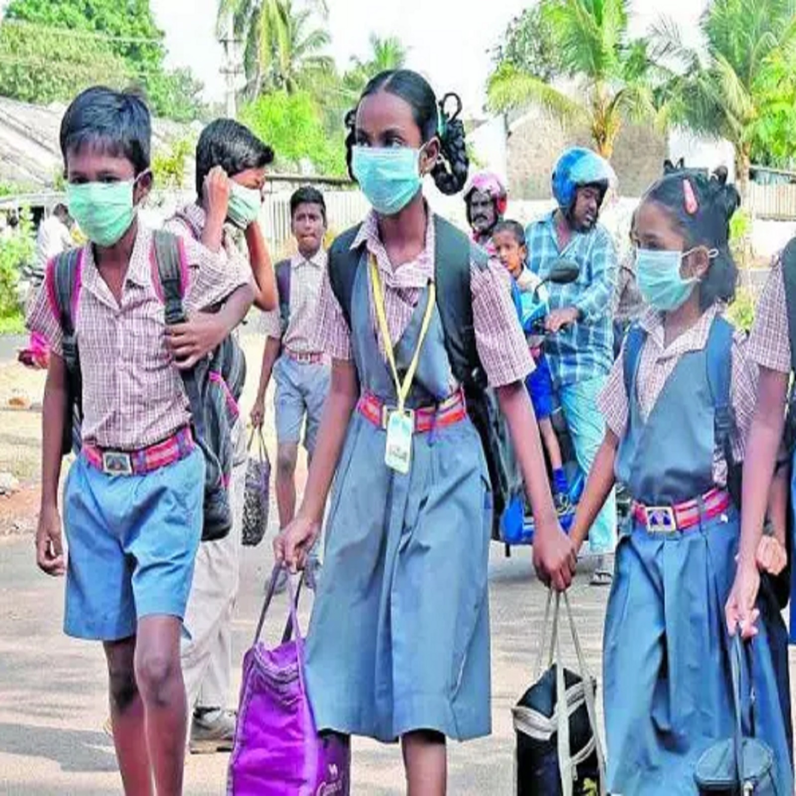 பள்ளிகள் திறப்பு.. ஆன்லைன் வகுப்பா? நேரடி வகுப்பா?