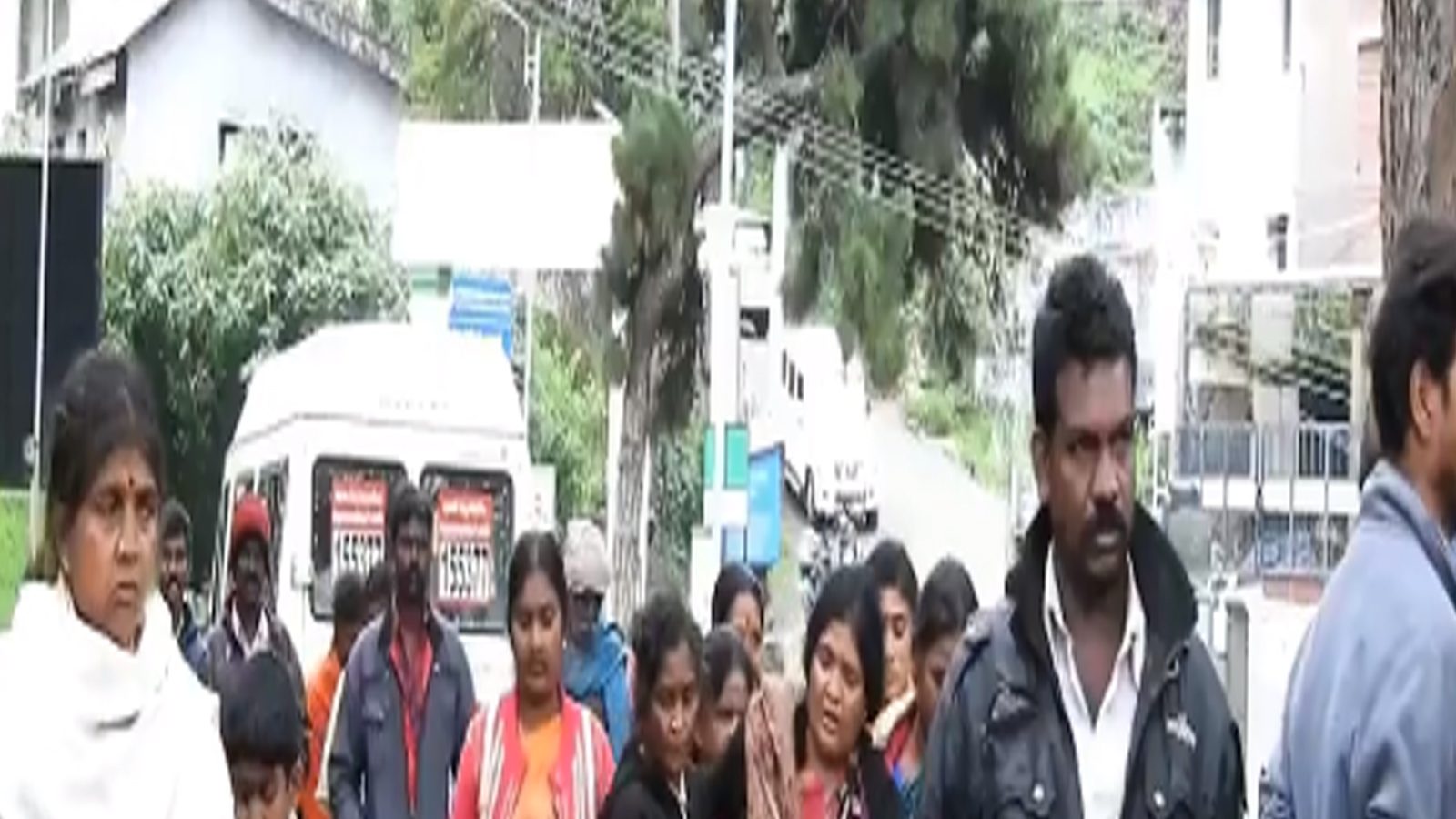 திருட்டுப்பட்டம் கட்டியதால் மனஉளைச்சலில் இளைஞர் தற்கொலை - வீண்பழி சுமத்தியது விசாரணையில் அம்பலம்