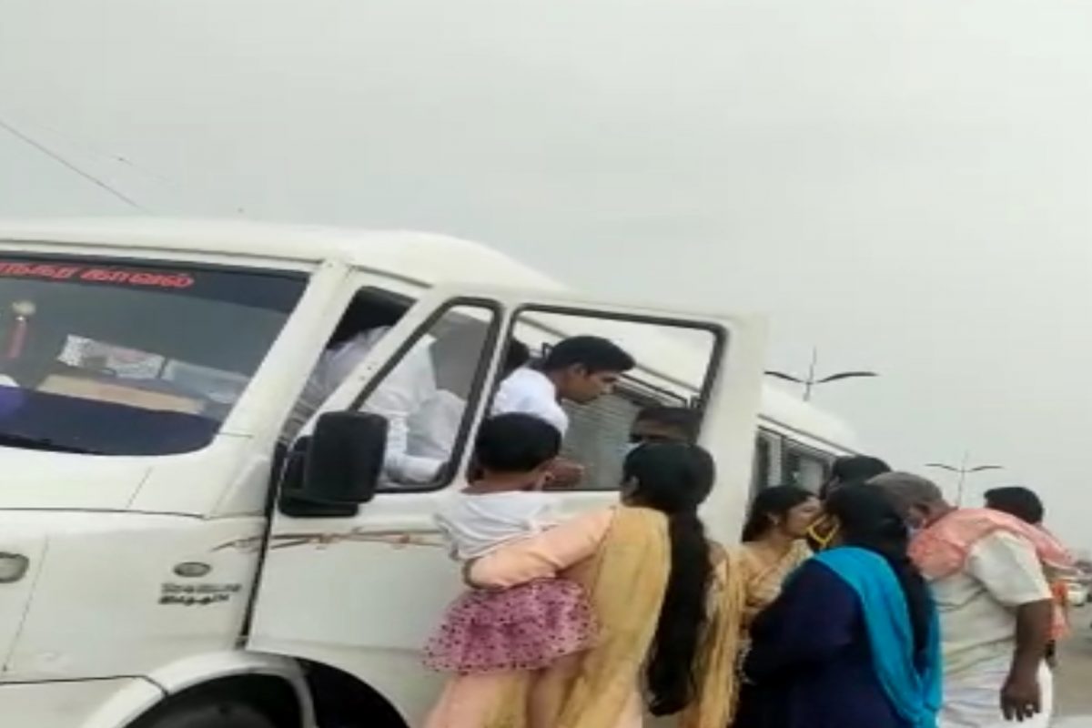 மட்டன் பிரியாணிக்கு ஆசைப்பட்டு.. பொள்ளாச்சி  குற்றவாளிகளுக்கு சலுகை