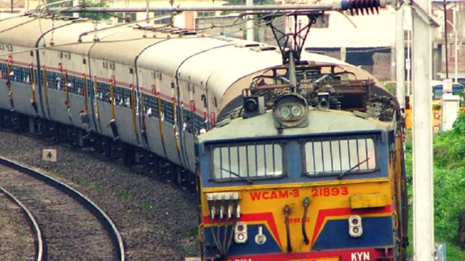 தீபாவளி: தெற்கு ரயில்வே வெளியிட்ட மகிழ்ச்சி அறிவிப்பு!