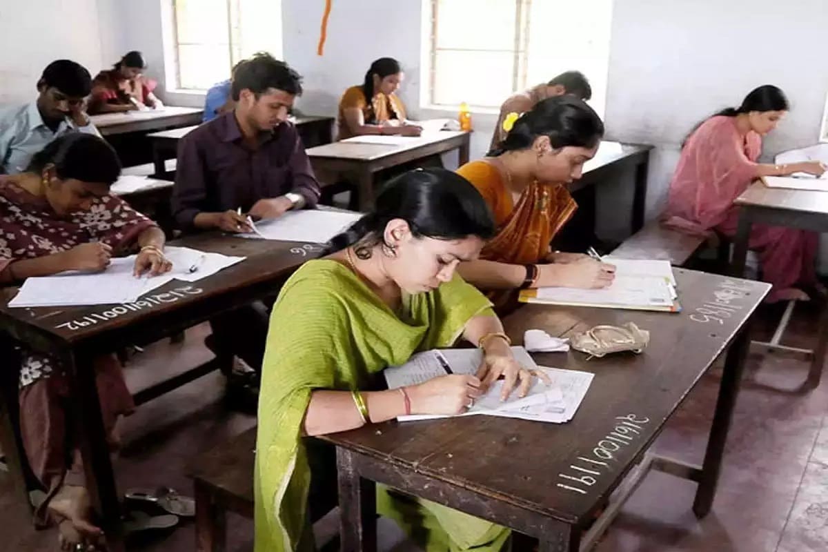 அரசு பாலிடெக்னிக் கல்லூரி விரிவுரையாளர் தேர்வுக்கான அட்டவணை வெளியீடு |  Publication of Schedule for Government Polytechnic College Lecturer  Examination – News18 Tamil