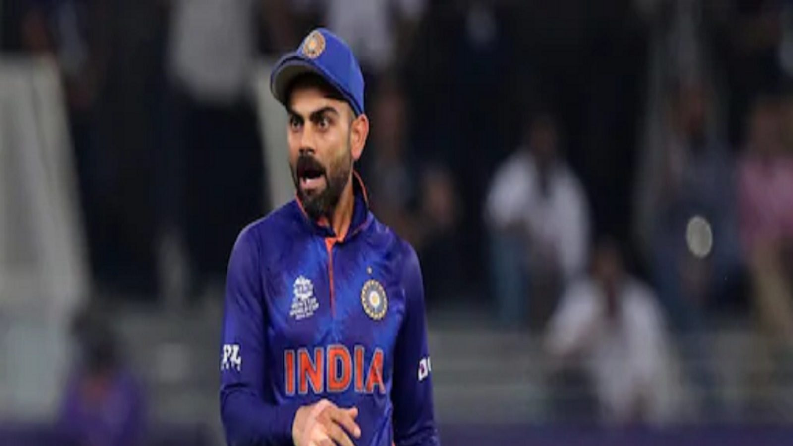 Virat Kohli| முதுகெலும்பற்றவர்கள், நேரடியாகப் பேச திராணியற்ற கோழைகள்:  ஷமி மீதான அவதூறுக்கு கோலி விளாசல்
