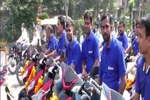 எலக்ட்ரிக் ஸ்கூட்டரை ஊழியர்களுக்கு தீபாவளி போனஸாக தந்த நிறுவனம்