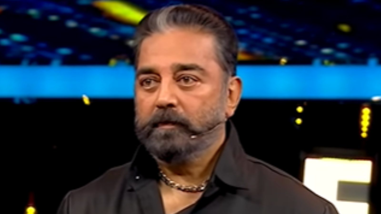 பிக்பாஸ் வீட்டில் ஒரு கருப்பு ஆடு.. இன்று உண்மையை சொல்வாரா கமல்?