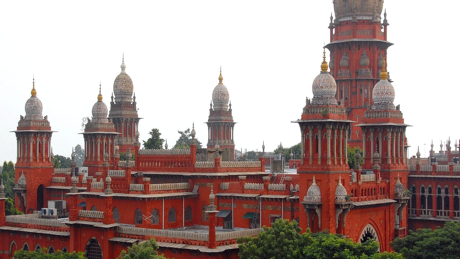 நடிகர் சங்க தேர்தல் முடிவுகளை அறிவிக்க உயர் நீதிமன்றம் அனுமதி!