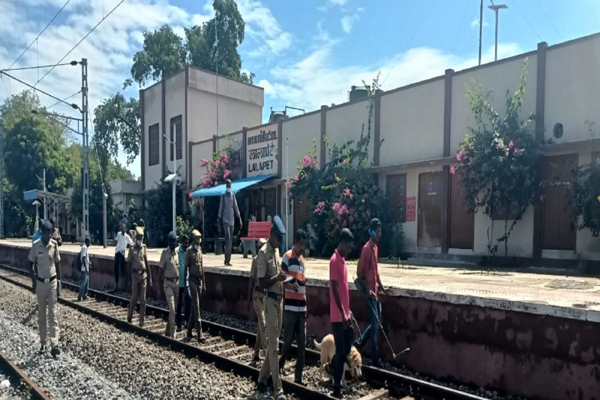 Lalapet railway station
