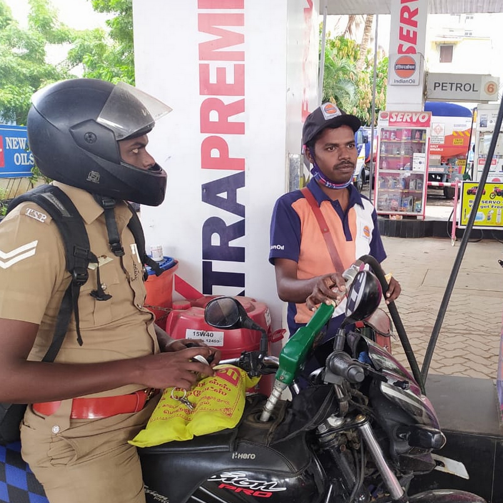 ஜூன் 15 : பெட்ரோல், டீசல் இன்றைய விலை நிலவரம் ஜூன் 15 : பெட்ரோல், டீசல் இன்றைய விலை நிலவரம்