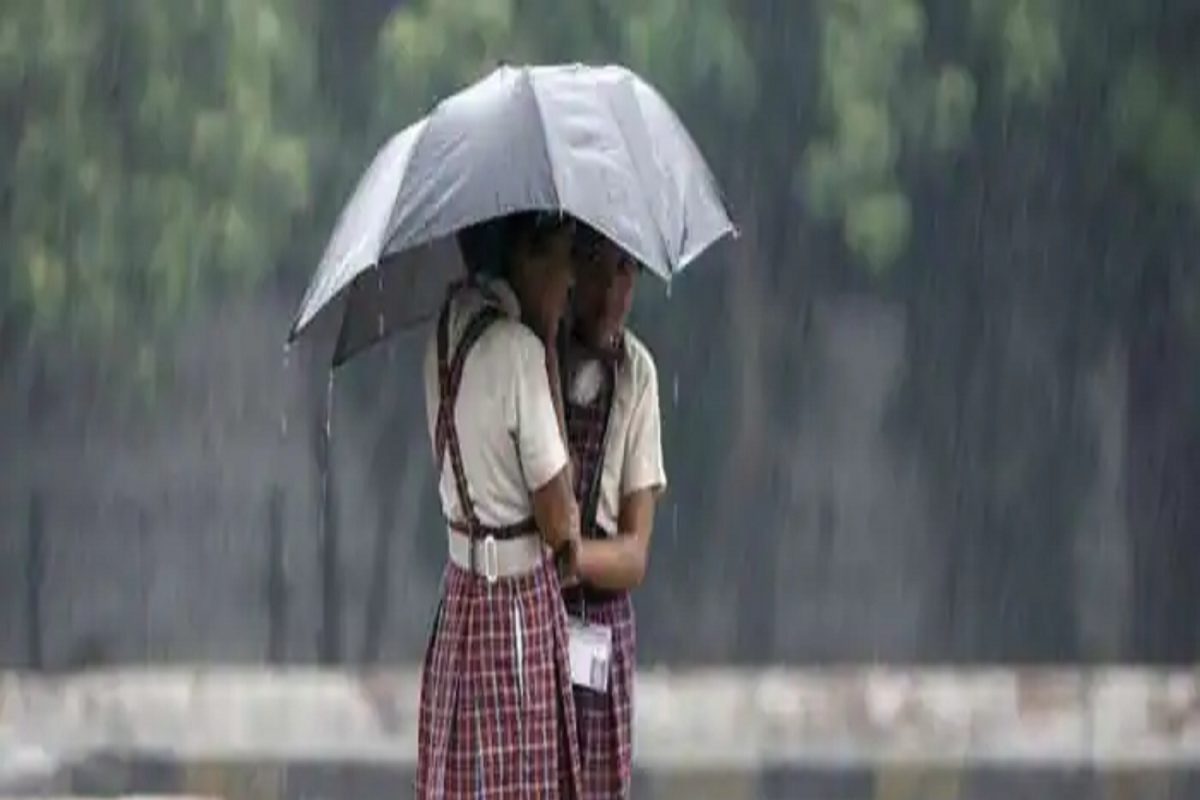 தமிழகத்தில் நாளை 4 மாவட்ட பள்ளிகளுக்கு விடுமுறை அறிவிப்பு