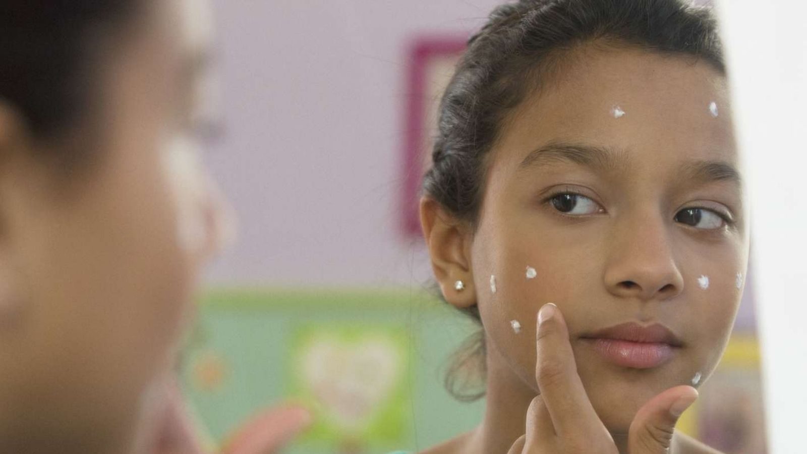 குளிர் காலங்களில் தோல் வறண்டு போகாமல் இருக்க நீங்கள் செய்ய வேண்டியவை..!