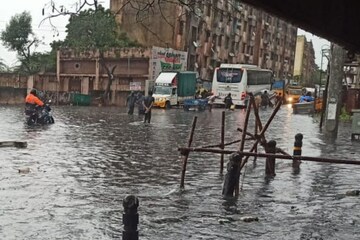 chennai corporation rain and flood help line numbers announced/சென்னை மழை,  வெள்ளம்: உதவி எண்கள் அறிவிப்பு – News18 Tamil