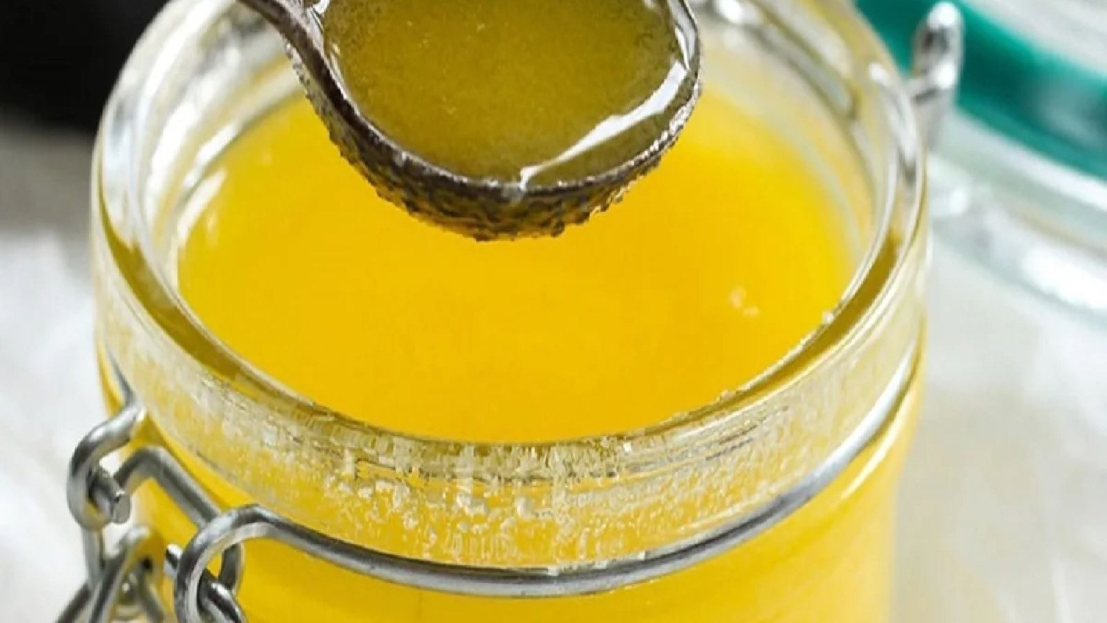 வீட்டிலேயே நெய் தயாரிப்பது இவ்வளவு ஈசியான வேலையா..? இனி அதிக விலை கொடுத்து கடையில் வாங்க வேண்டாம்..!