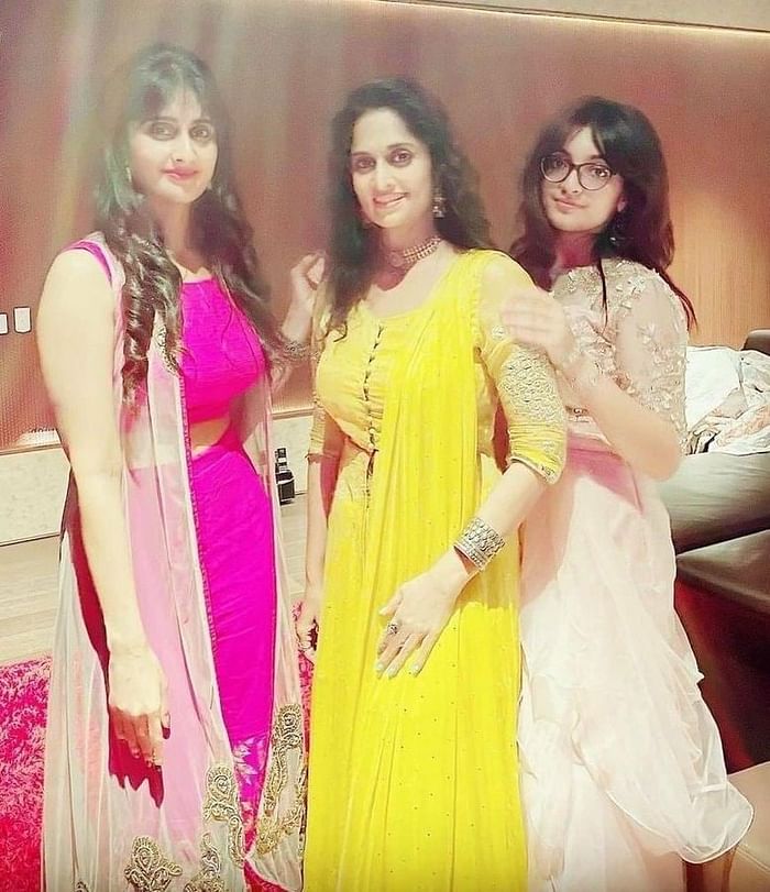 Thala Ajith daughter, thala ajith, thala ajith valimai, valimai hd stills, thala ajith movies, valimai images, valimai ajith, அஜித், அஜித் படங்கள், வலிமை அஜித், அஜித் வலிமை, வலிமை படங்கள், ajith latest images, ajith young look, anoushka ajith age, anoushka ajith instagram, anoushka ajith birthday date, anoushka, ajith recent photos, anoushka ajith movie, anoushka kumar age, anoushka ajith school name, anoushka ajith childhood photos, அனோஷ்கா அஜித், அஜித் மகள்
