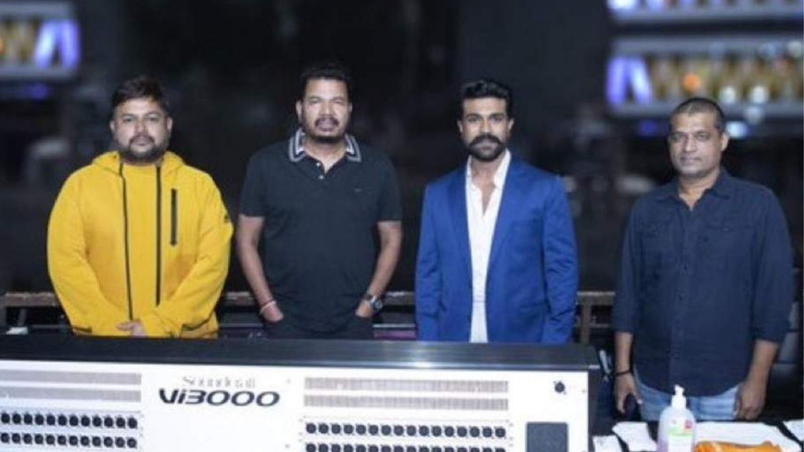 படப்பிடிப்பு முடியும் முன்பே 180 கோடிகள் லாபம் சம்பாதித்த ஷங்கர் படம்...?