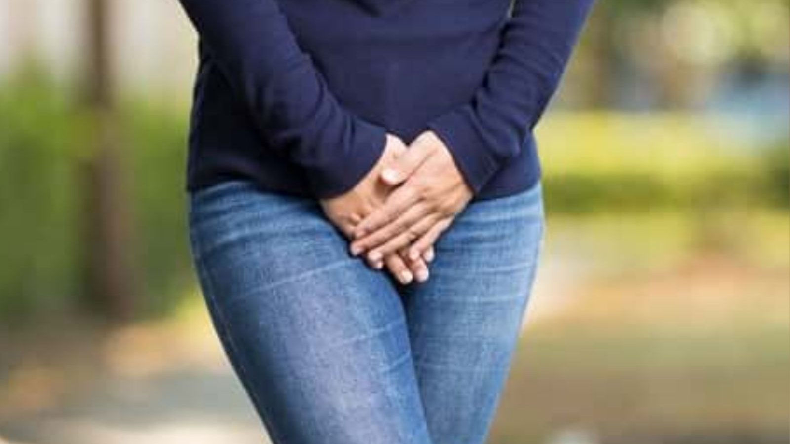 உங்களுக்கு வெளிர்ந்த நிறத்தில் சிறுநீர் வருவதற்கு இந்த 7 உணவுகள் தான் காரணம்..!