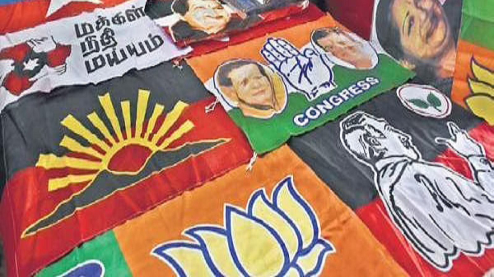 ரூ.1,100 கோடி தேர்தல் நிதி பெற்ற அரசியல் கட்சிகள்: திமுக - அதிமுகவின் செலவுக் கணக்கு விவரம்