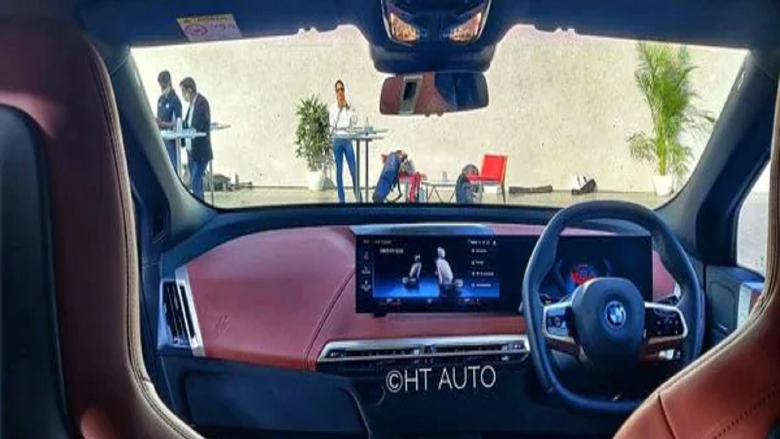 2022-ல் உலக வாகன துறையில் ஆதிக்கம் செலுத்தும் என்று எதிர்பார்க்கப்படும் டாப் ட்ரெண்ட்ஸ்கள் இங்கே..