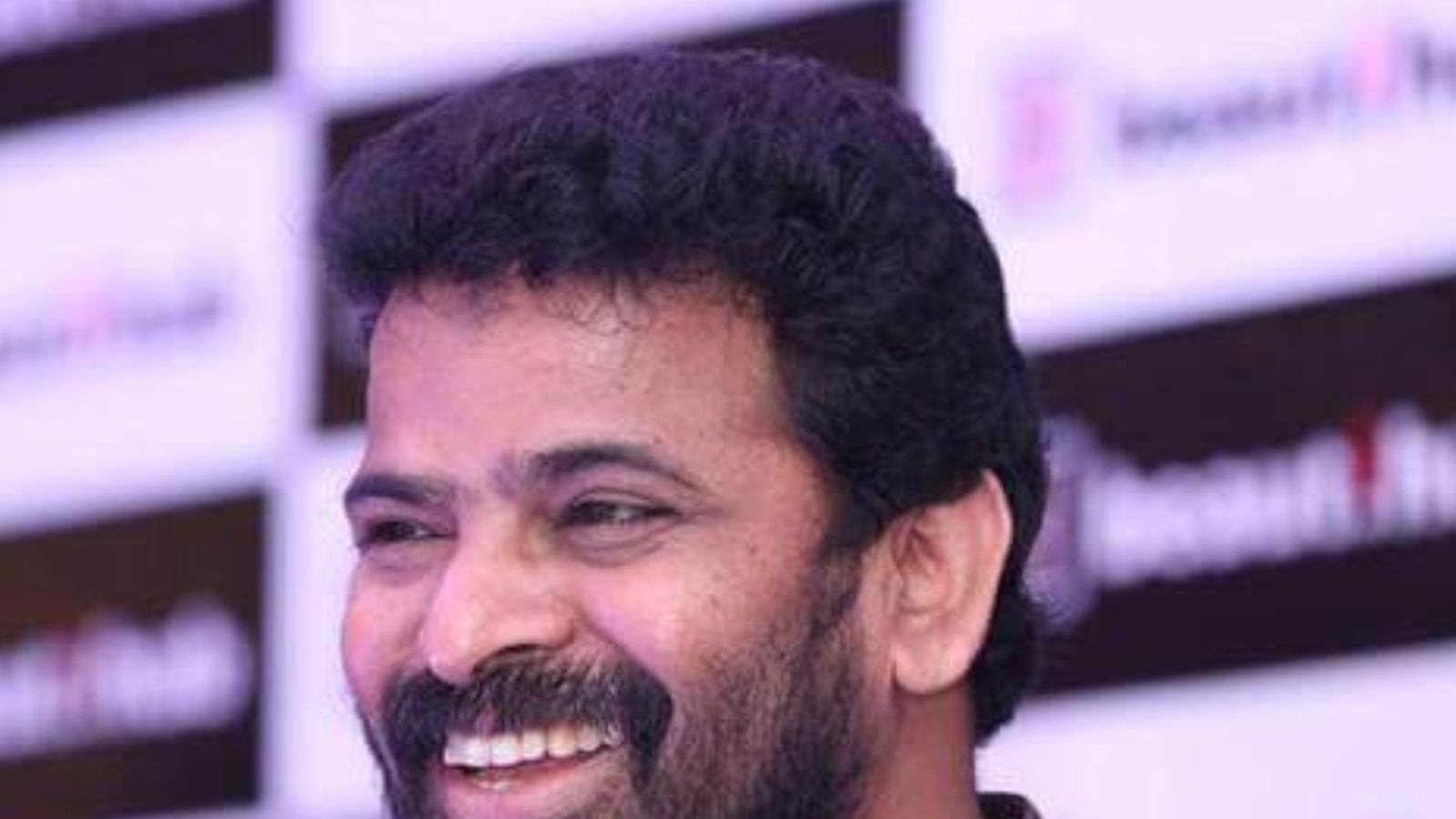 ஆர்யாவுக்கு பதில் அமீர் தயாரித்து நடிக்கும் சந்தனத்தேவன்!