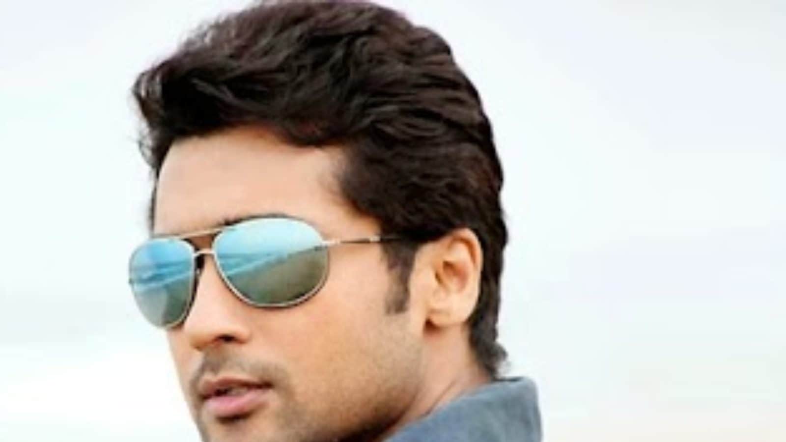 இயக்குநர்கள் தாமதம்... துபாய் சென்ற சூர்யா!