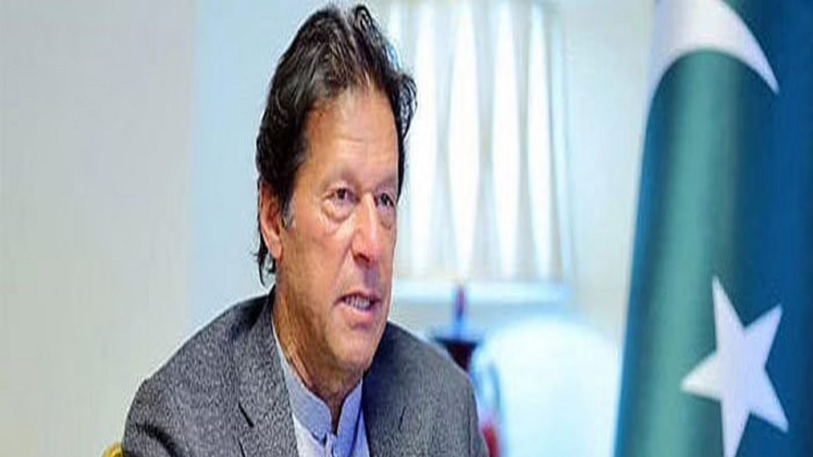 பிரதமர் பதவியை காப்பாற்ற போராடும் இம்ரான் கான்.. பாகிஸ்தான் நாடாளுமன்றத்தில் நம்பிக்கை இல்லா தீர்மானம் தாக்கல்..